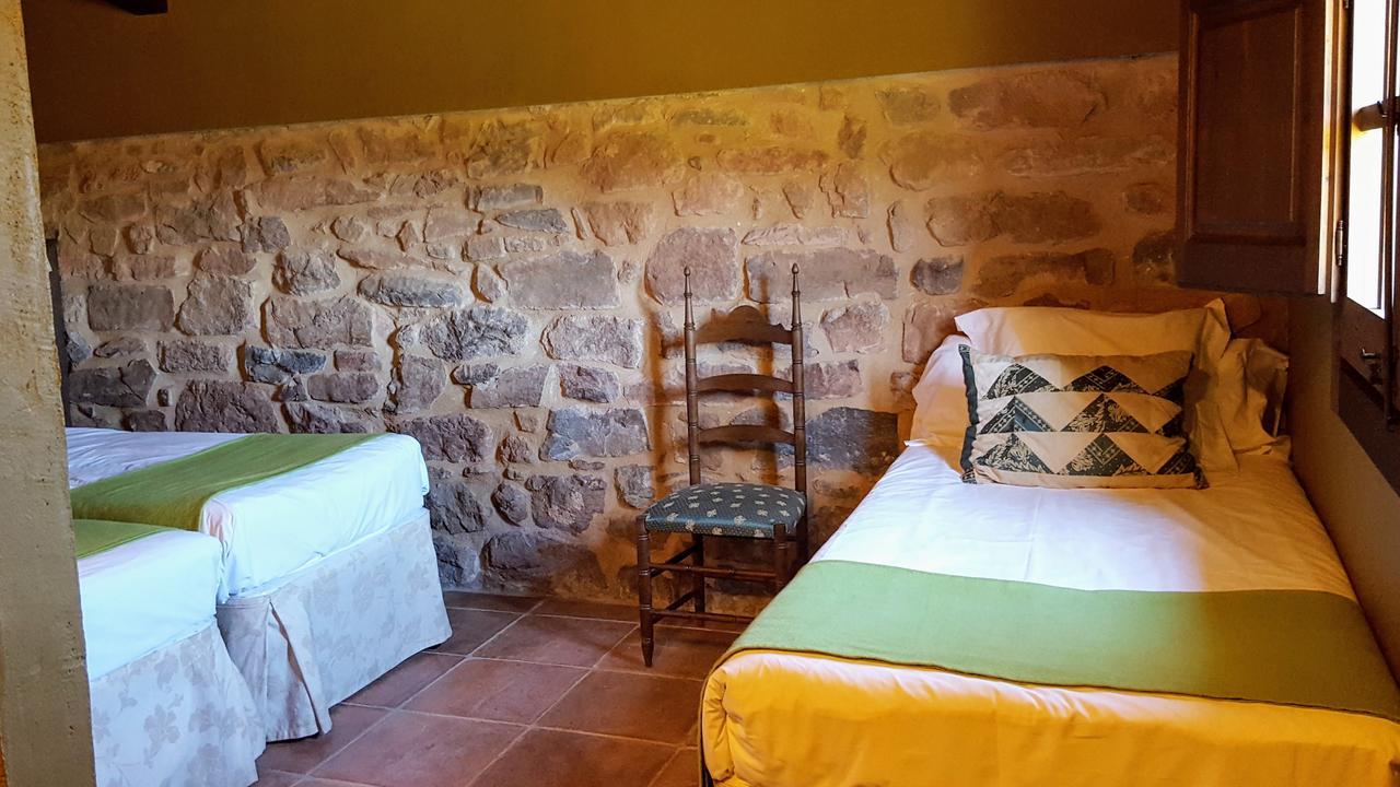 La Torre Blanca Villa Cardona Buitenkant foto