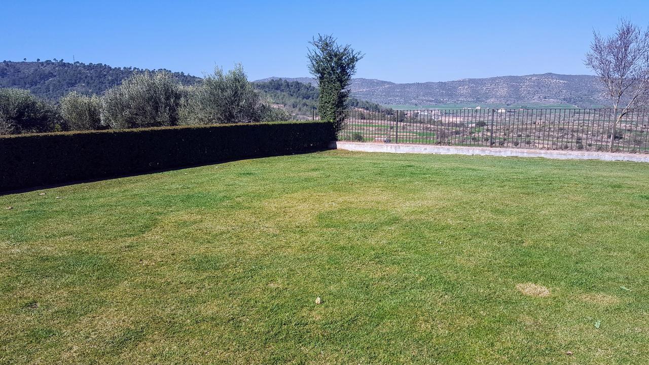 La Torre Blanca Villa Cardona Buitenkant foto
